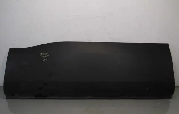 Iveco Daily 6th gen Rear door trim (molding)