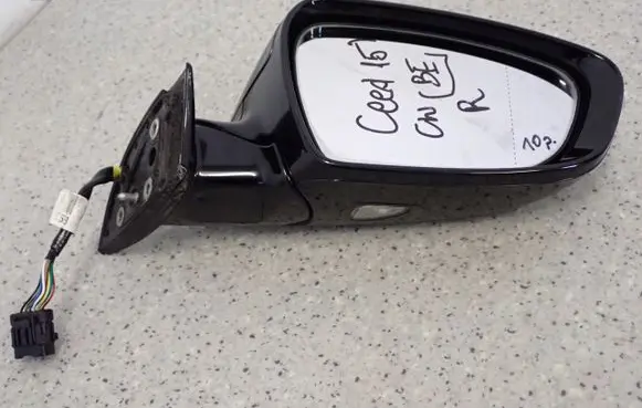 KIA Pro Cee'd II Front door electric wing mirror 