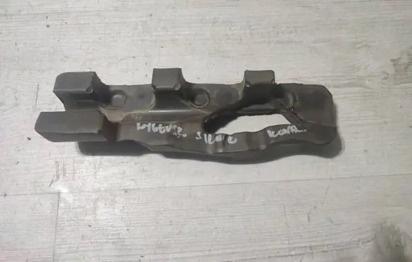 Hyundai Kona I Other engine bay part C8X2