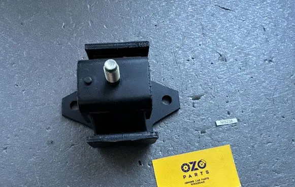 Nissan Patrol Y60 Gearbox mount 1132006J00