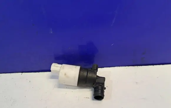 Volvo V60 Headlight washer pump AV6117K624AA 289110002R