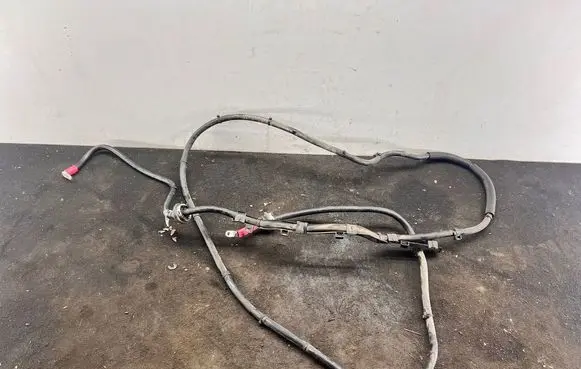 Audi A4 S4 B8 8K Positive cable (battery) 8K1971225F 566235