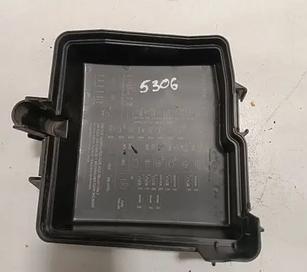 KIA Sorento Fuse box cover 1879001316 91941-2P530