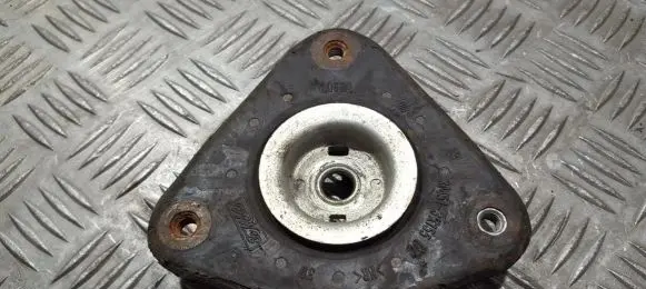 Coil spring mount