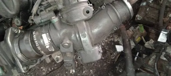 Citroen C4 I Throttle valve 9654634380