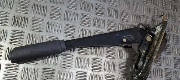 Handbrake/parking brake lever assembly