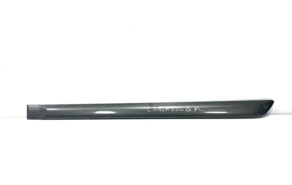 Toyota Corolla E120 E130 Rear door trim (molding) 7574202140 7574202130