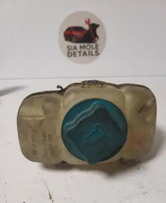 Coolant expansion tank/reservoir