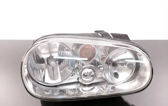 Volkswagen Golf IV Headlight/headlamp 1J1941018B
