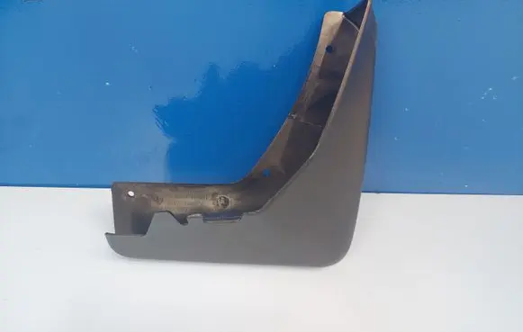 Peugeot 5008 II Front mudguard 1615101680