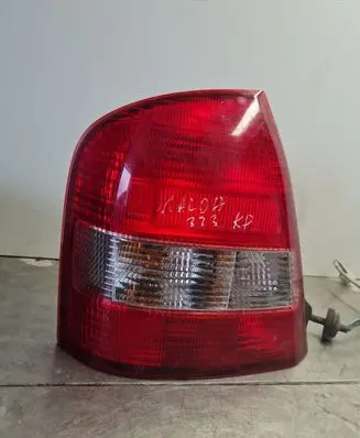 Mazda 323 F Rear/tail lights 22061866