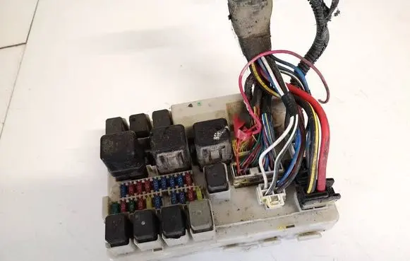 Nissan Quest Fuse box set