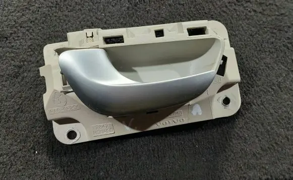 Volvo S80 Front door interior handle 09170045