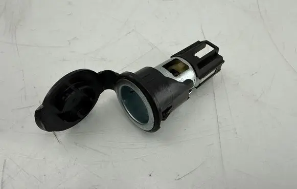 Volkswagen Polo V 6R 12 V Socket (rear) 1K0919309