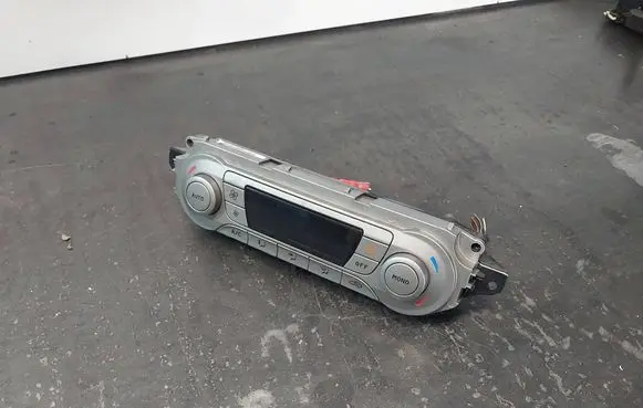 Ford C-MAX I Climate control/heater control trim 7M5T18C612CE