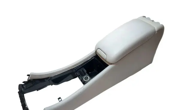 Mercedes-Benz C W203 Center console
