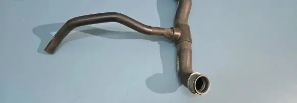 Mercedes-Benz S W221 Engine coolant pipe/hose A2215016884 H99428549 2A18T03
