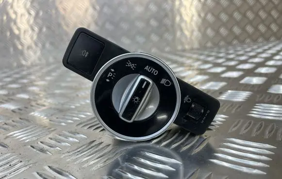 Mercedes-Benz E W212 Light switch A2129050651