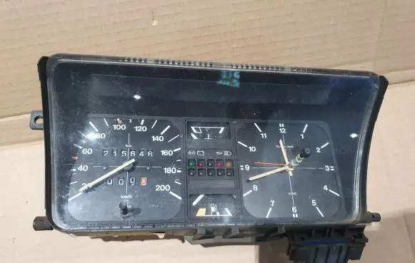 Volkswagen Caddy Speedometer (instrument cluster) 171919033JL