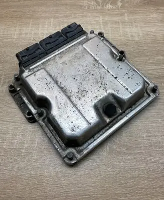 Renault Espace III Engine control unit/module ECU HOM7700104407 0281001999