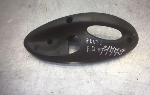 Fiat Punto (188) Front door interior handle A739