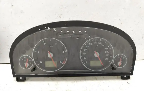 Ford Mondeo Mk III Speedometer (instrument cluster) 5S7T10849JA 3S7F10841