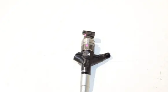 Subaru Forester SH Fuel injector 16613AA030