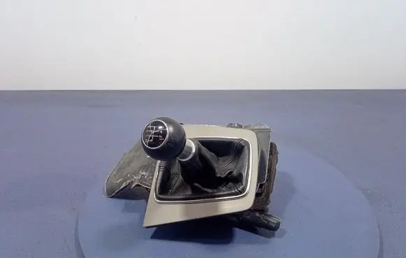 Audi A4 S4 B7 8E 8H Gear shift rod 8E0711406