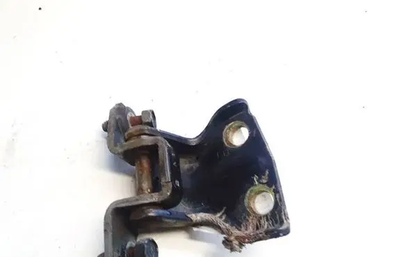 Mitsubishi Pajero Sport I Rear door lower hinge