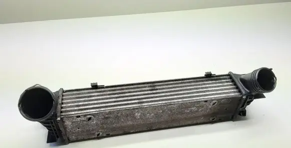 BMW 3 E90 E91 Intercooler radiator 7798788 779878802