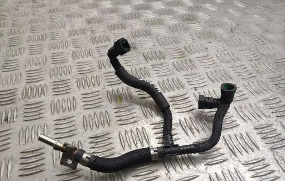 Peugeot 2008 II Fuel line pipe