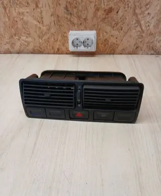 Volkswagen Golf IV Dash center air vent grill 1J0819736C
