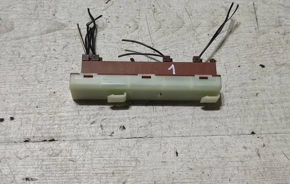 Mercedes-Benz GLK (X204) Current control relay A0009820112
