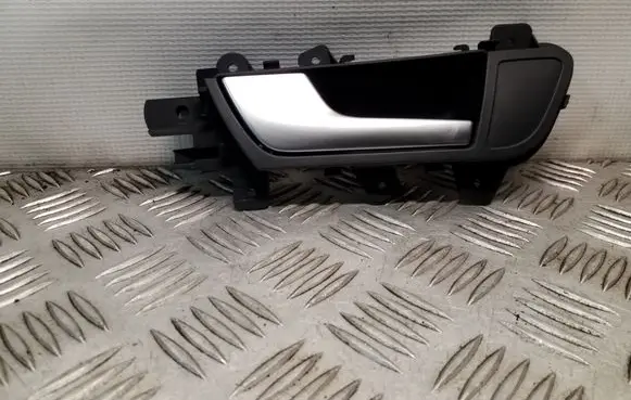 Audi A5 Sportback 8TA Front door interior handle 8K0837019