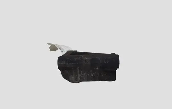 Honda CR-V Engine mounting bracket