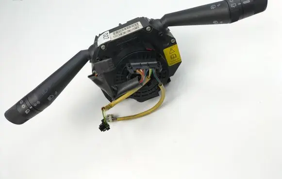 Wiper turn signal indicator stalk/switch