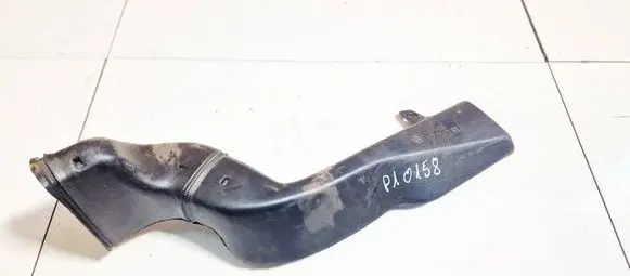 Opel Zafira A Air intake hose/pipe 90561078 551020308