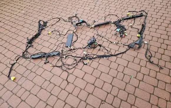 Opel Mokka B Seat wiring loom 96QH040180
