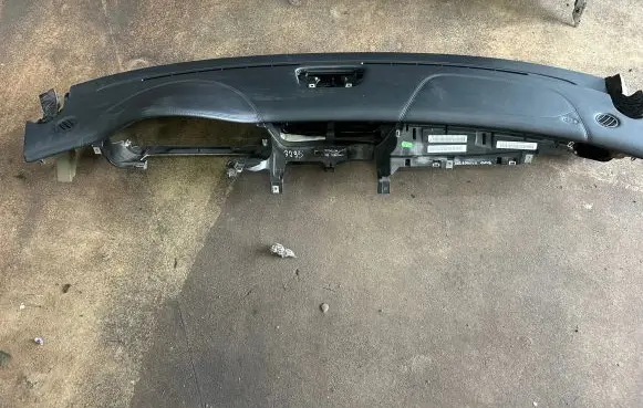 Mercedes-Benz CLS C219 Dashboard A2196801587 21986005020 A2196802387
