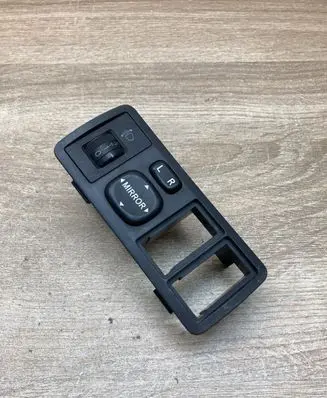 Toyota Corolla Verso AR10 Wing mirror switch 183574 777665