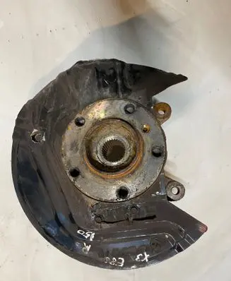 BMW X3 E83 Front wheel hub 3412 3412024