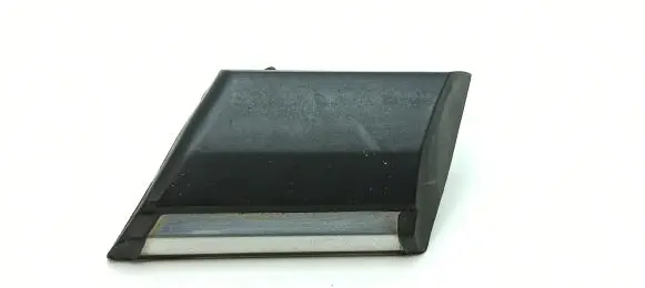 Rear fender molding trim