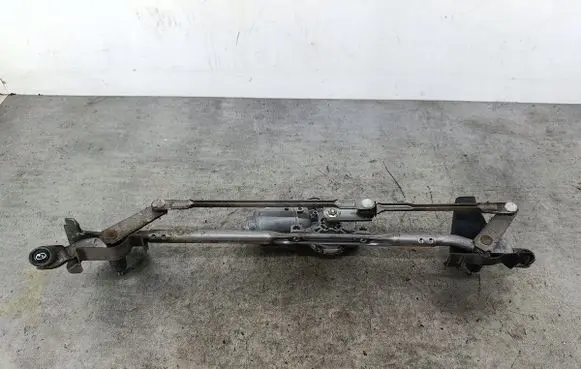 Suzuki Swift II Front wiper linkage 