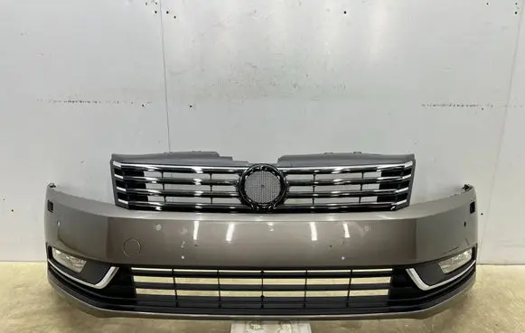 Volkswagen PASSAT B7 Front bumper 3AA807221