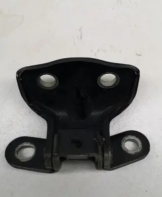 Hyundai Santa Fe Rear door upper hinge