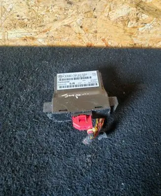 Skoda Superb B6 (3T) Gateway control module 7N0907530J