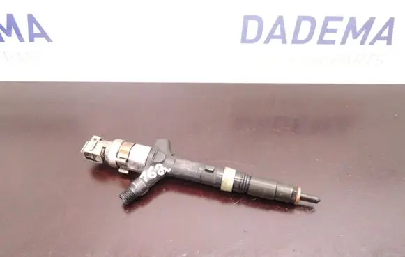 Toyota Avensis T220 Fuel injector 2367027010 D162