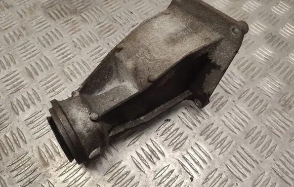 BMW 5 F10 F11 Driveshaft support bearing bracket 7600691