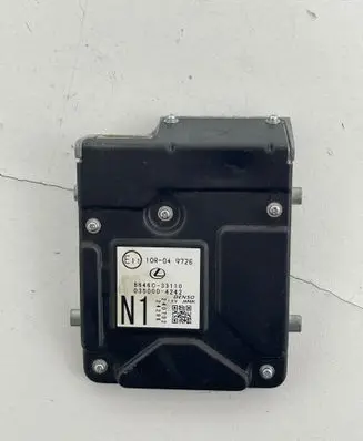Lexus ES 300h (7th Gen) Windshield/windscreen camera 10R049726 0350004242 8646C33110