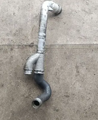 Audi Q7 4L Intercooler hose/pipe 4L0145738B